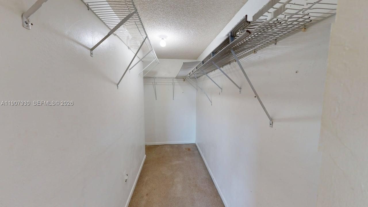 4222 SW 87th Ter, Davie, FL 33328 Photo