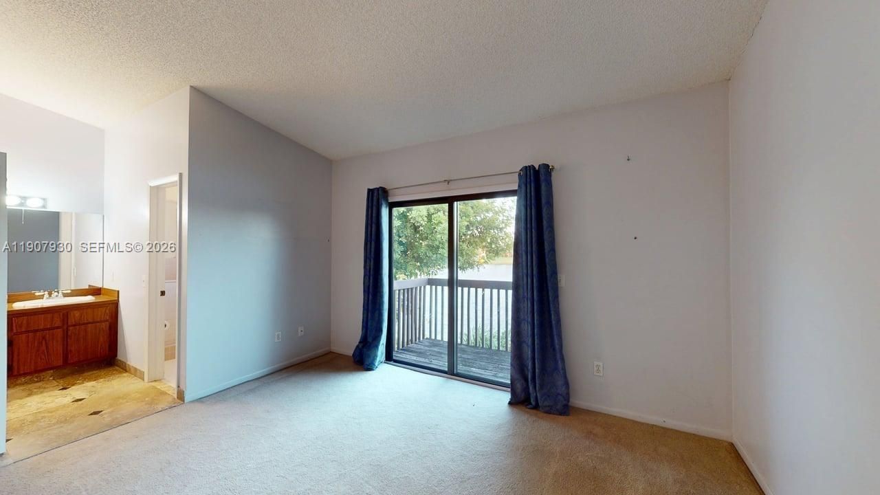 4222 SW 87th Ter, Davie, FL 33328 Photo