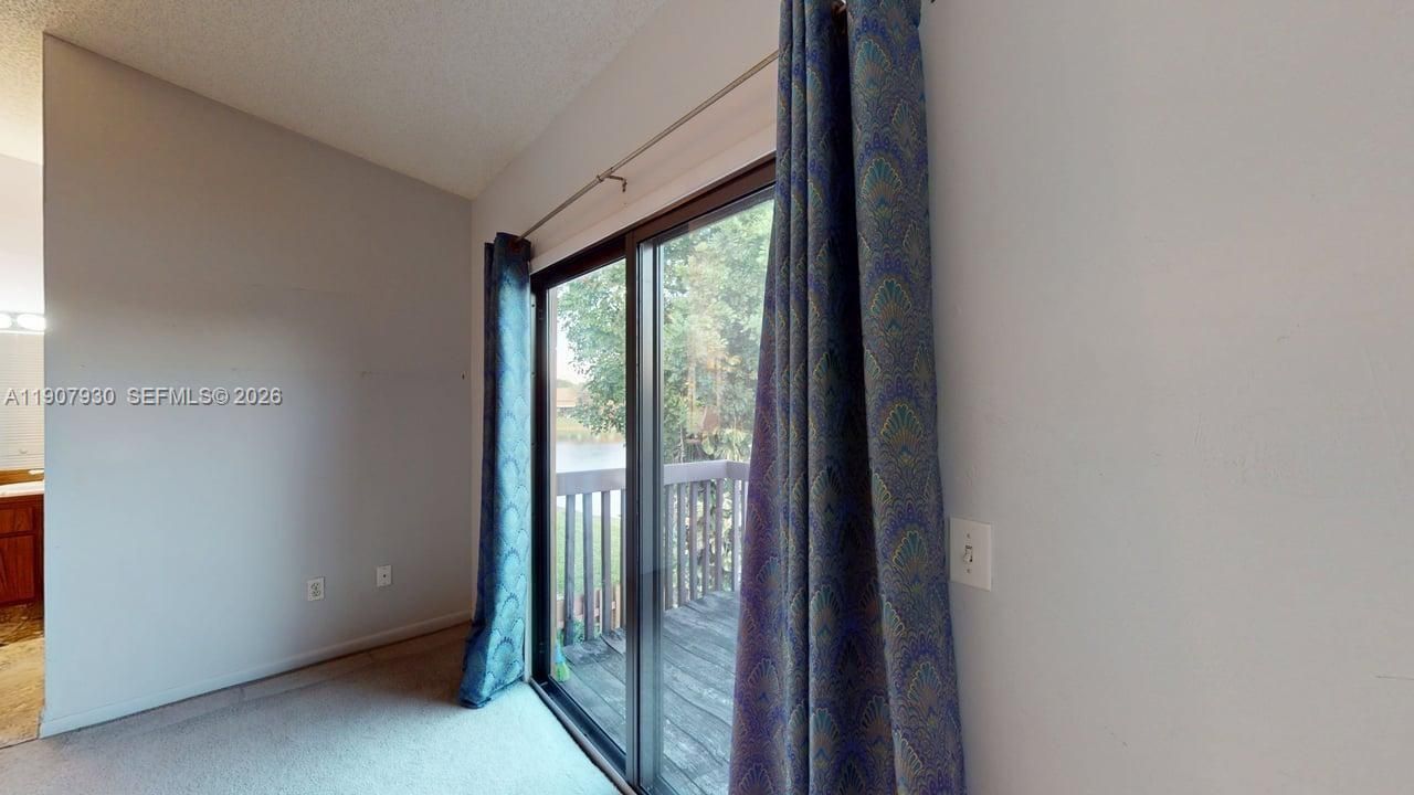 4222 SW 87th Ter, Davie, FL 33328 Photo