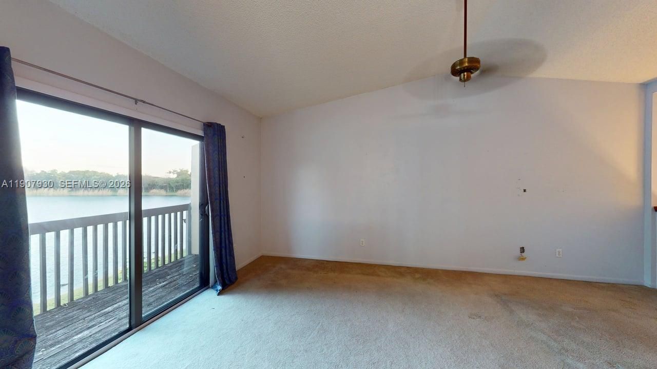 4222 SW 87th Ter, Davie, FL 33328 Photo