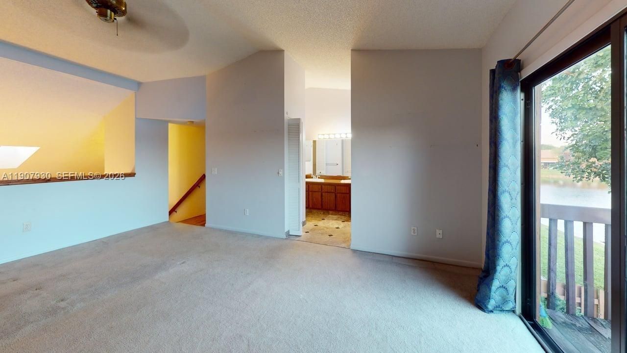 4222 SW 87th Ter, Davie, FL 33328 Photo