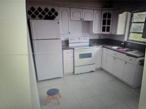 1836 Arthur St, Unit 8, Hollywood, FL 33020