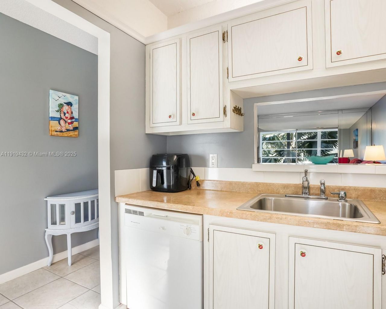 4705 NW 35th St, Unit 515, Lauderdale Lakes, FL 33319 Photo