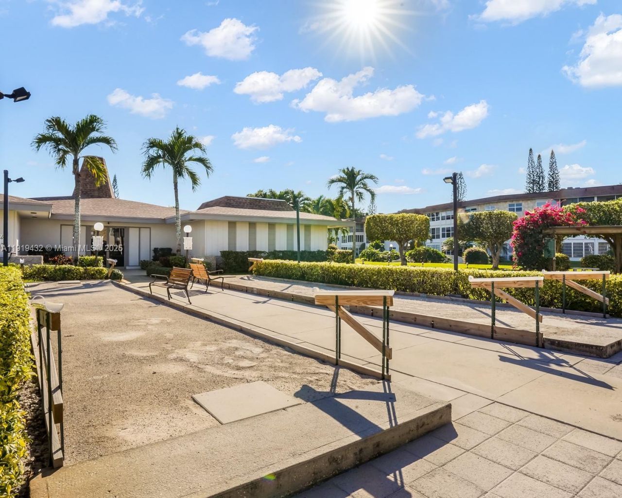 4705 NW 35th St, Unit 515, Lauderdale Lakes, FL 33319 Photo