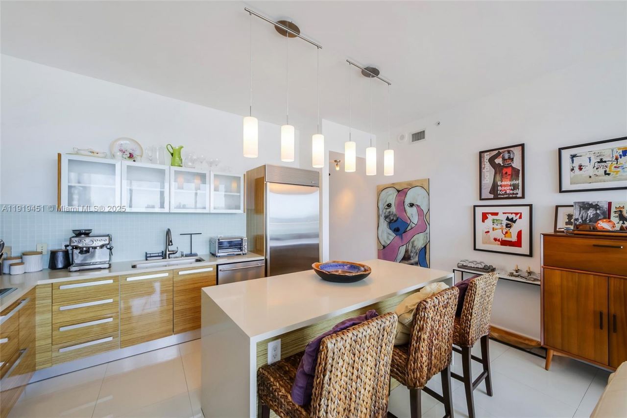 2020 N Bayshore Dr, Unit 1604, Miami, FL 33137 Photo