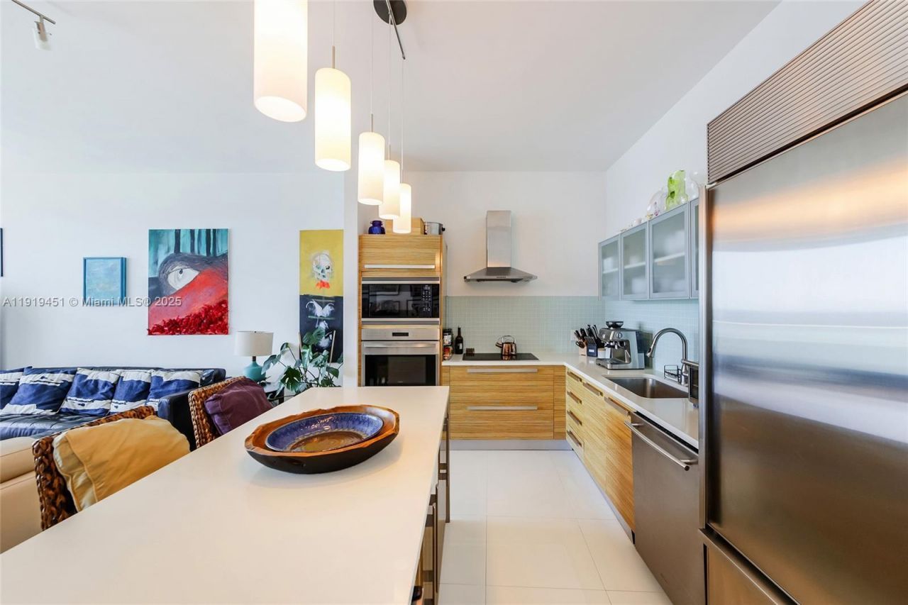 2020 N Bayshore Dr, Unit 1604, Miami, FL 33137 Photo