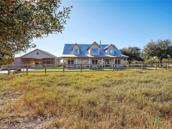 321 County Road 351a, Shiner, TX 77984