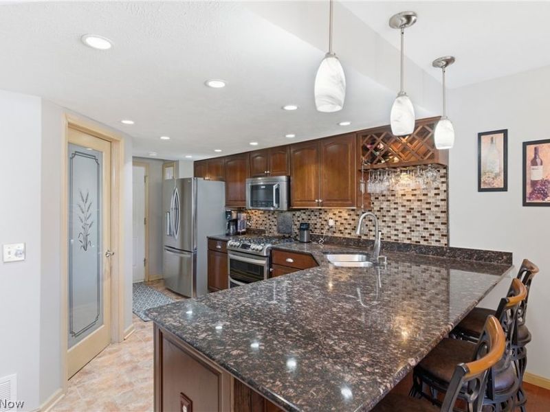 17209 Sun Meadow Trail, Strongsville, OH 44149 Photo 13