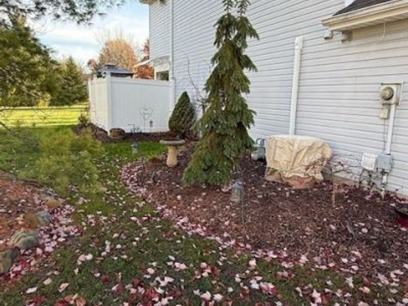 17209 Sun Meadow Trail, Strongsville, OH 44149 Photo 18