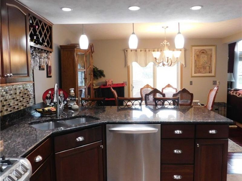 17209 Sun Meadow Trail, Strongsville, OH 44149 Photo 6