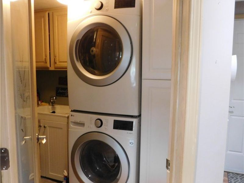 17209 Sun Meadow Trail, Strongsville, OH 44149 Photo 9