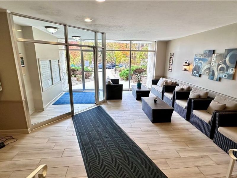 6000 Nob Hill Drive, Chagrin Falls, OH 44022 Photo 2