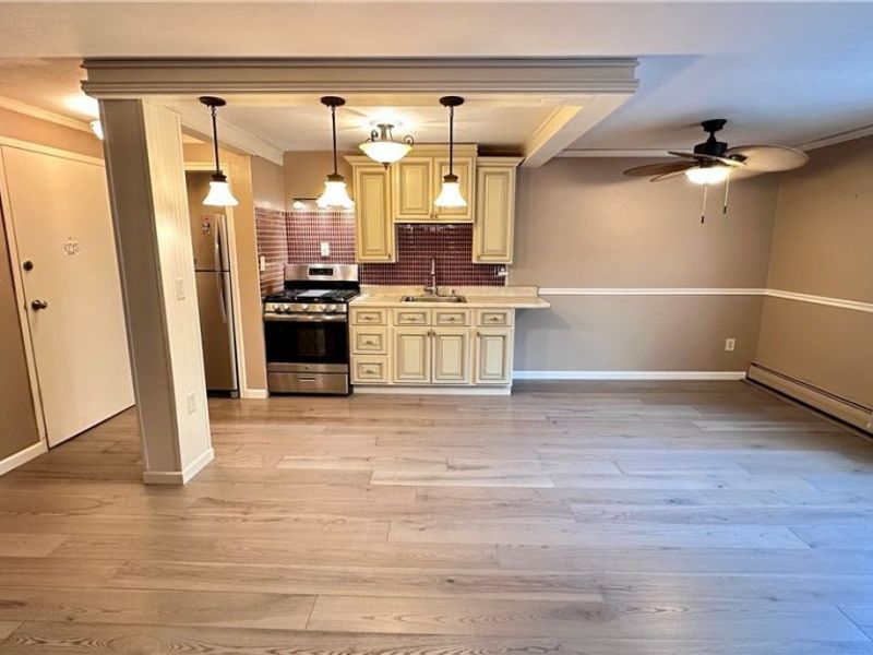 6000 Nob Hill Drive, Chagrin Falls, OH 44022 Photo 4