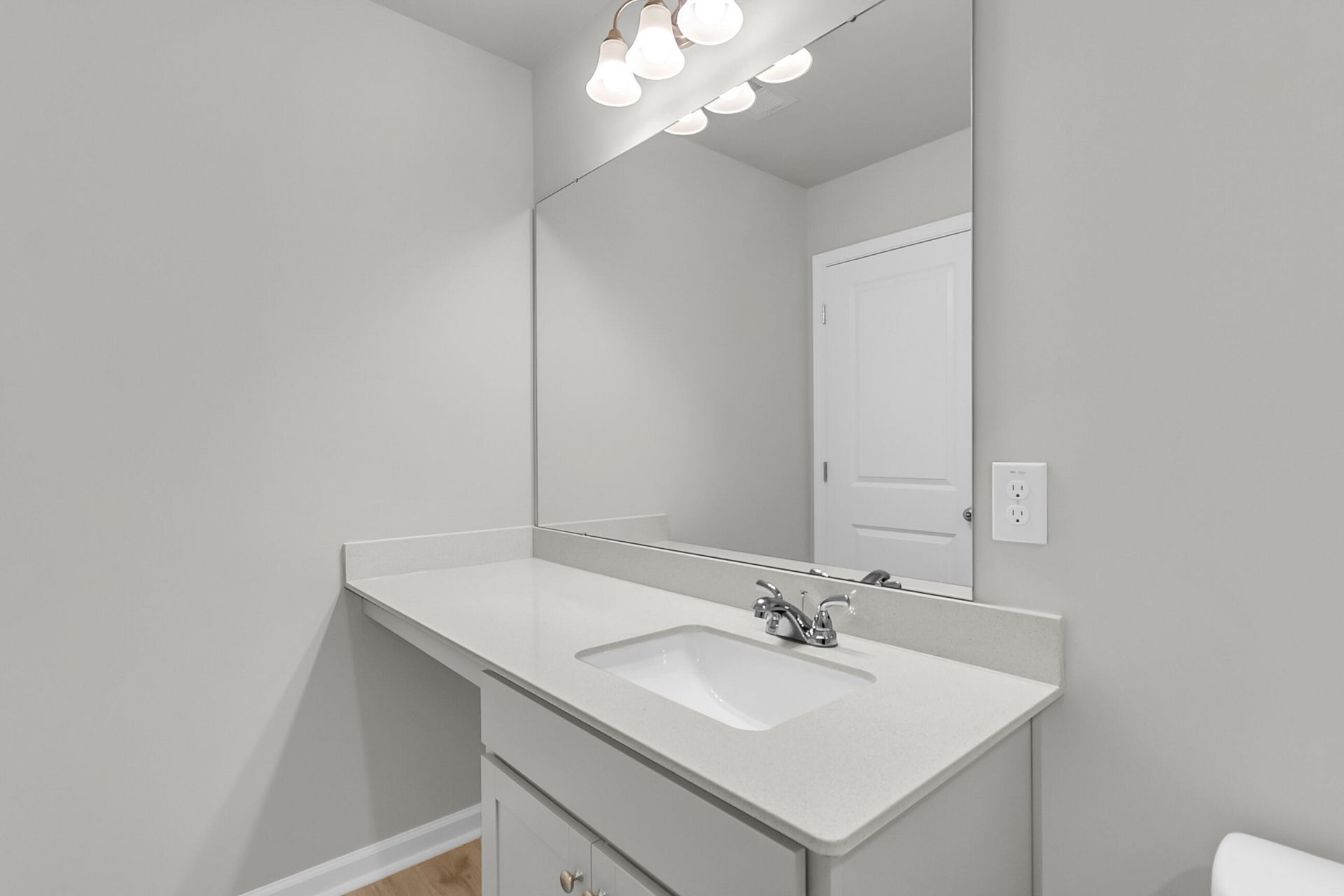 220 Central Creek Drive Photo 29