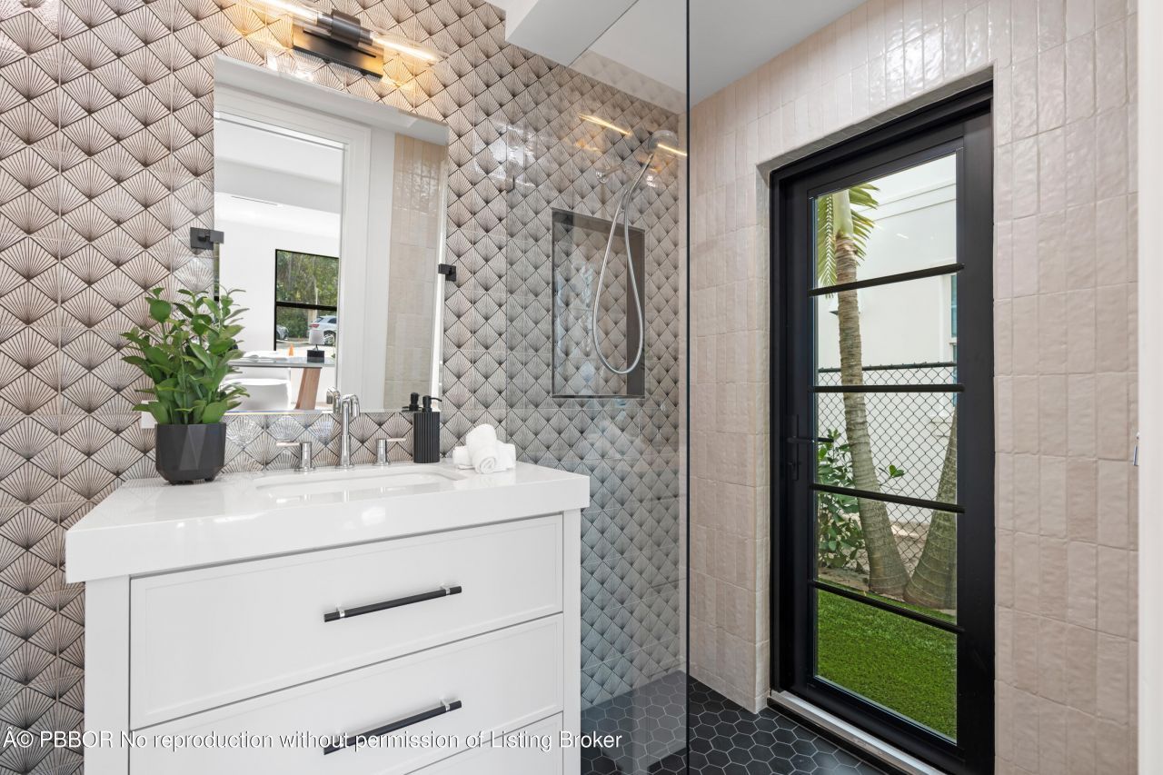 317 Greymon Drive, West Palm Beach, FL 33405 Photo