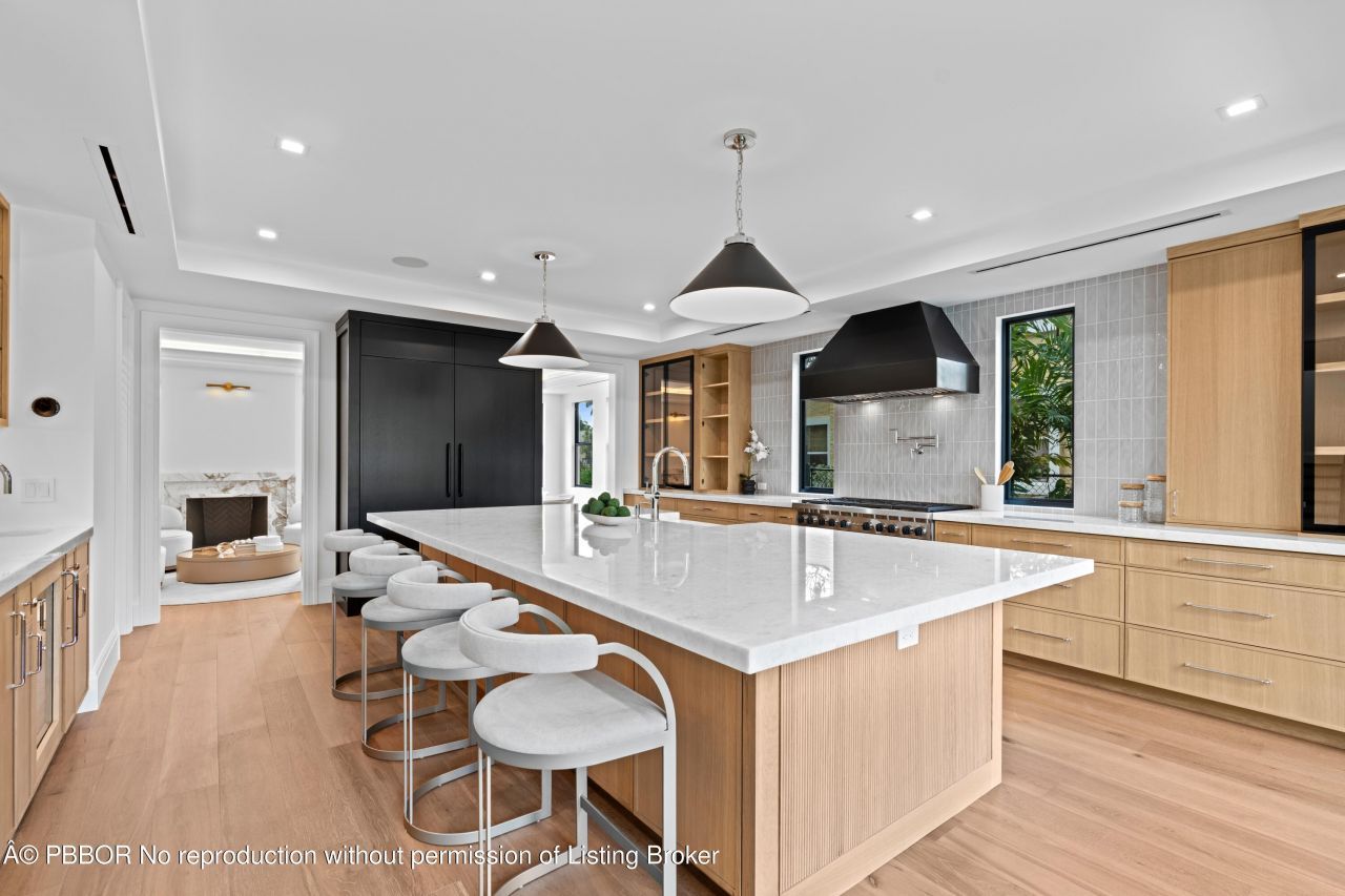 317 Greymon Drive, West Palm Beach, FL 33405 Photo