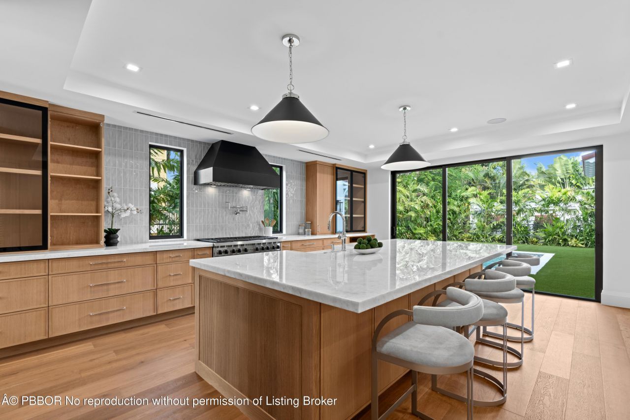 317 Greymon Drive, West Palm Beach, FL 33405 Photo