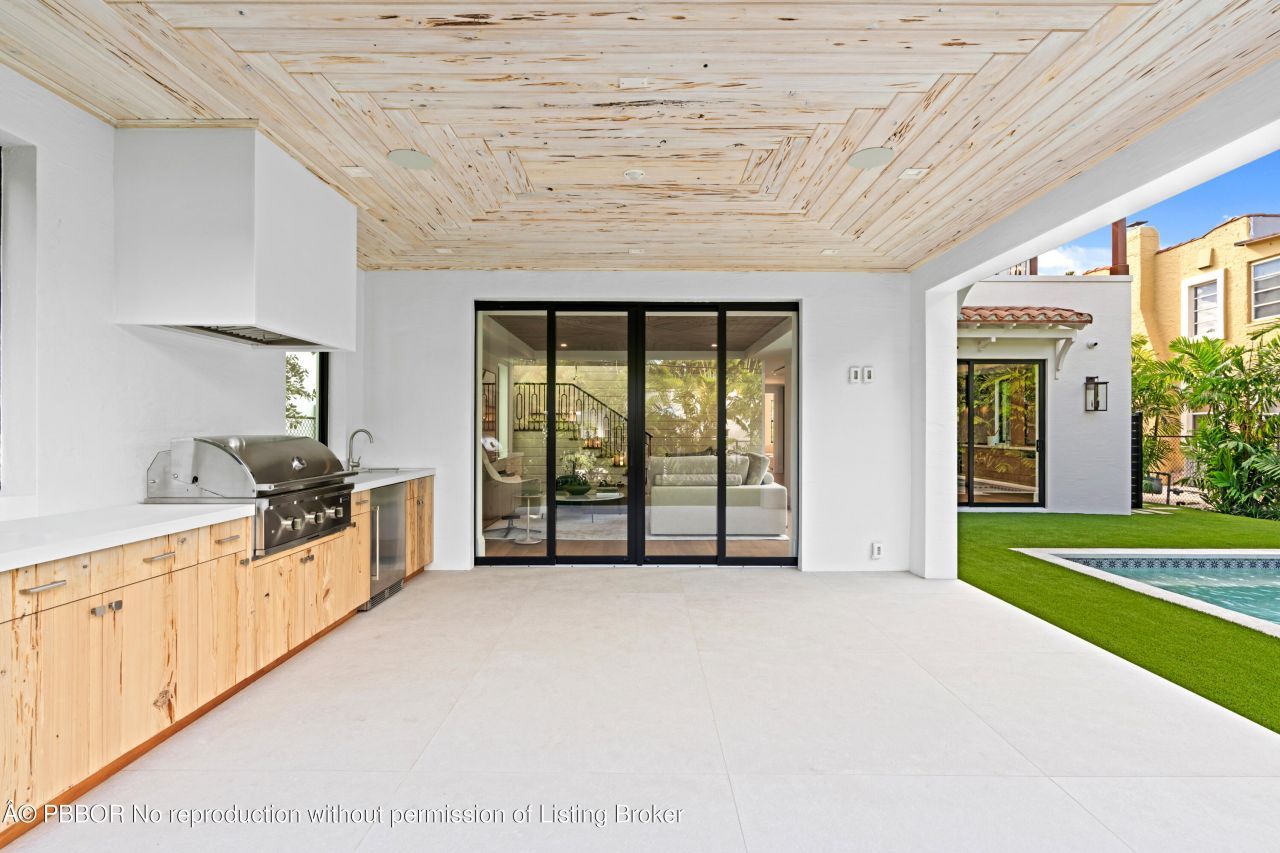 317 Greymon Drive, West Palm Beach, FL 33405 Photo