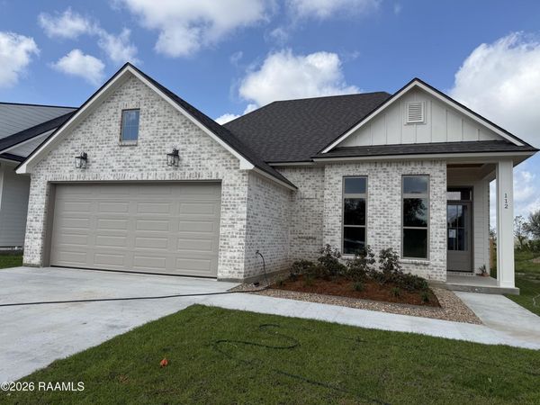 112 Spring Meadow Drive, Broussard, LA 70518