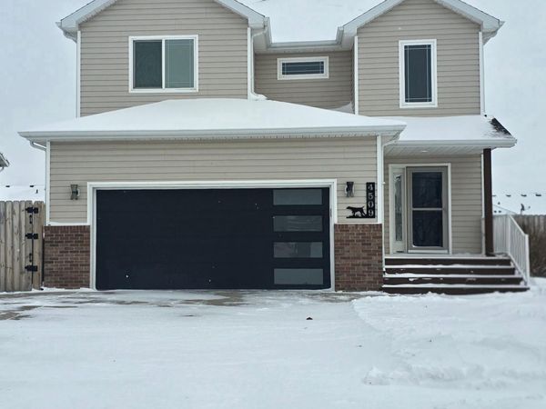 4509 W 11th Street W, West Fargo, ND 58078