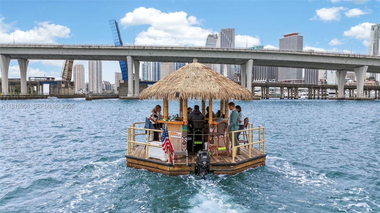 Turnkey Waterfront Tour Charter Franchise Business, Miami, FL 33132 Photo