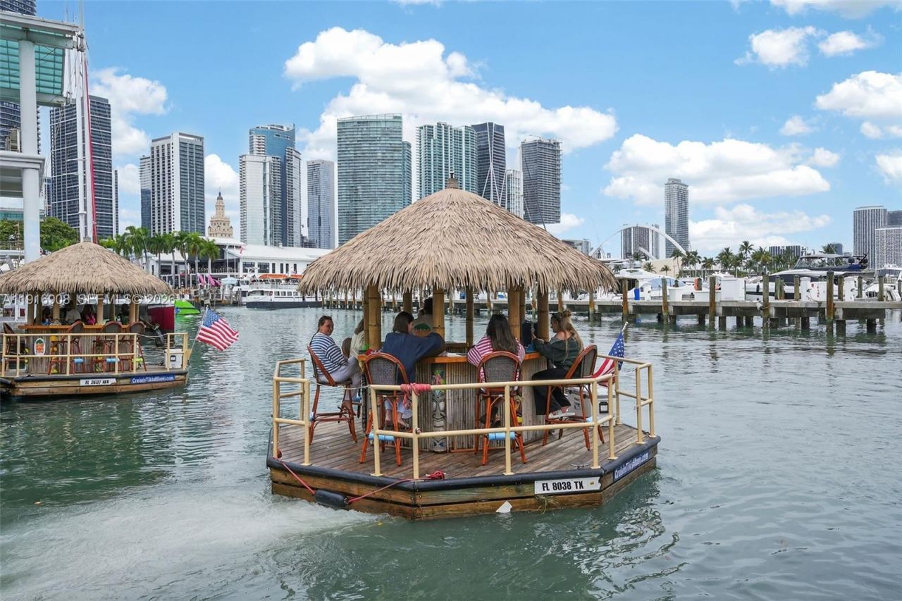 Turnkey Waterfront Tour Charter Franchise Business, Miami, FL 33132 Photo