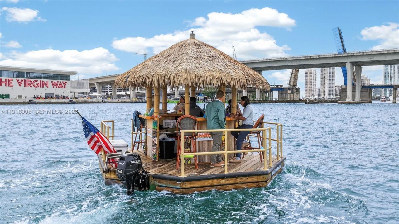 Turnkey Waterfront Tour Charter Franchise Business, Miami, FL 33132 Photo