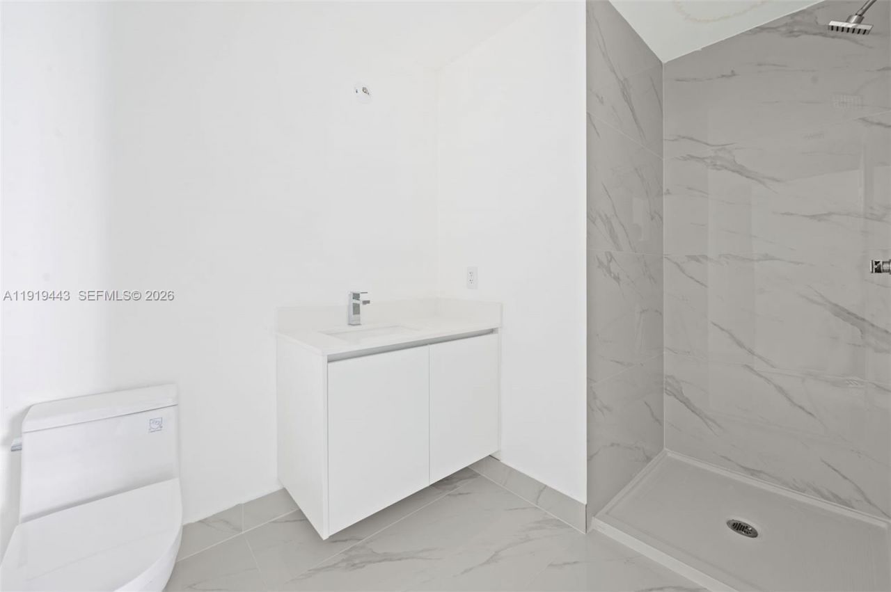 700 NE 24 Street, Unit 805, Miami, FL 33137 Photo