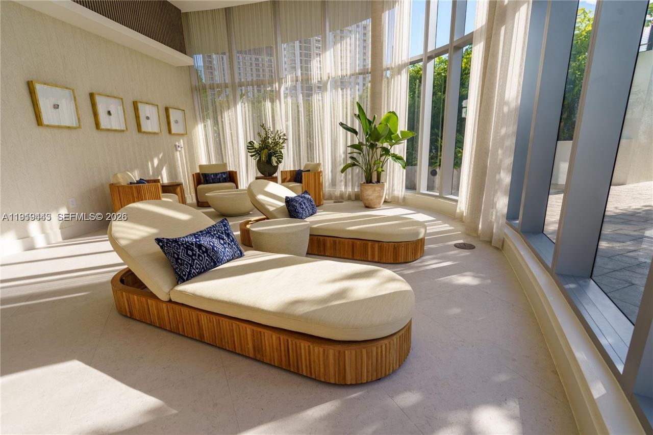 700 NE 24 Street, Unit 805, Miami, FL 33137 Photo