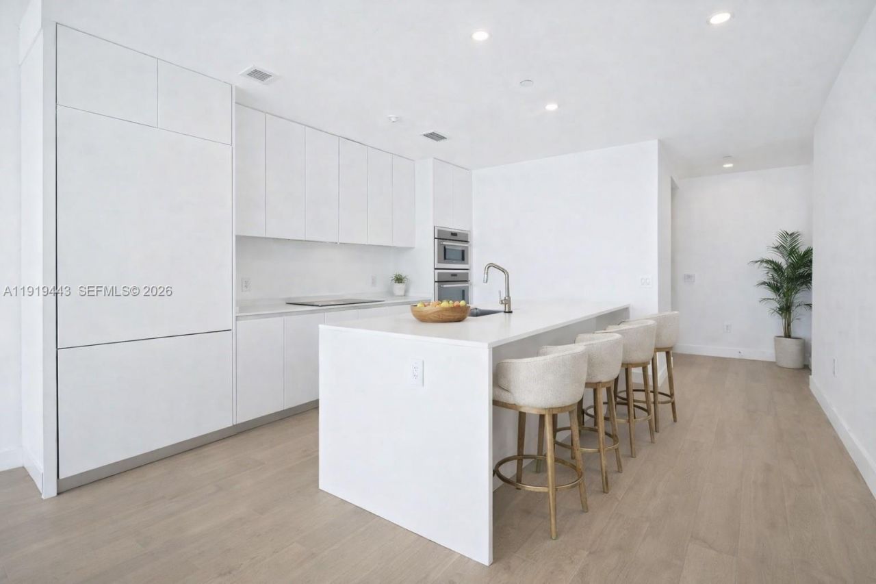 700 NE 24 Street, Unit 805, Miami, FL 33137 Photo