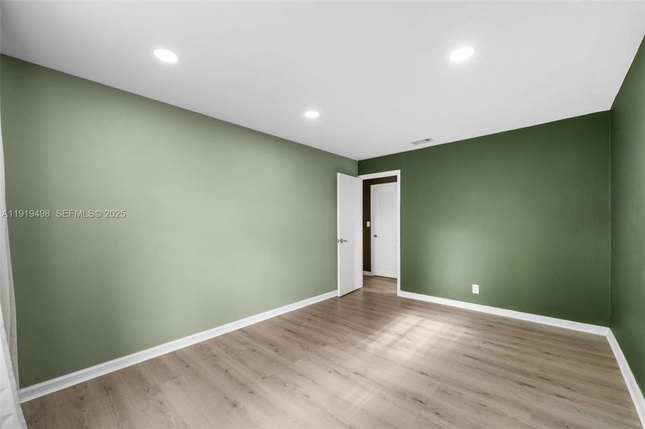 11166 NW 37th St, Sunrise, FL 33351 Photo