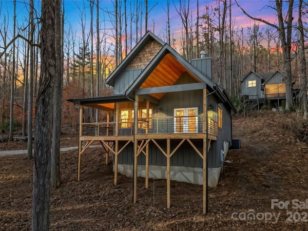 457 Blue Ridge Drive N, Marion, NC 28752