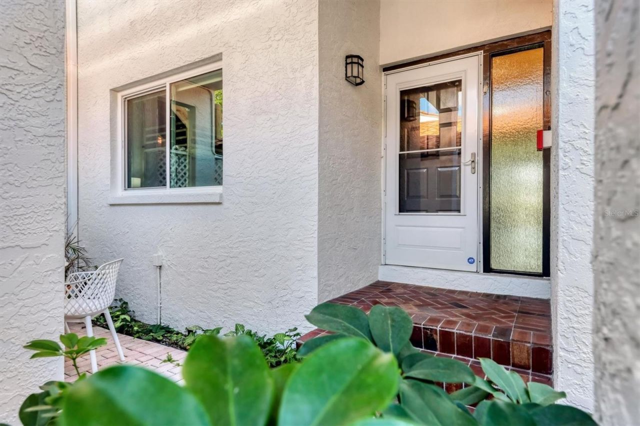 862 Hudson Avenue, Unit 862, Sarasota, FL 34236 Photo