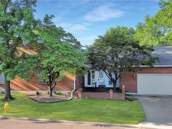 1018 Palmer Place, Clinton, MO 64735