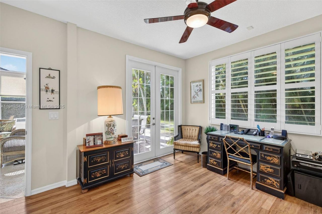 4123 W Lake Estates Dr, Davie, FL 33328 Photo