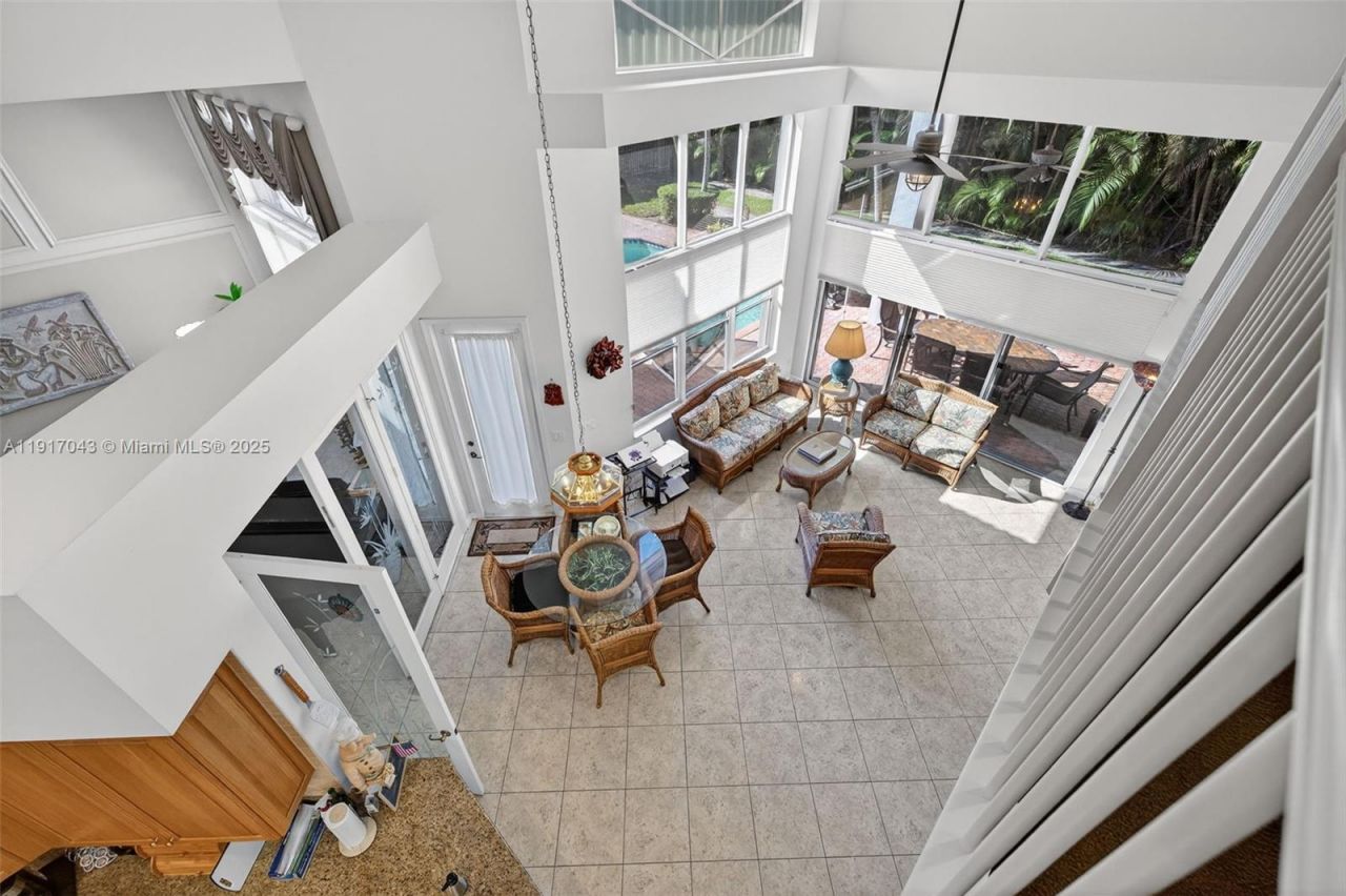 4123 W Lake Estates Dr, Davie, FL 33328 Photo