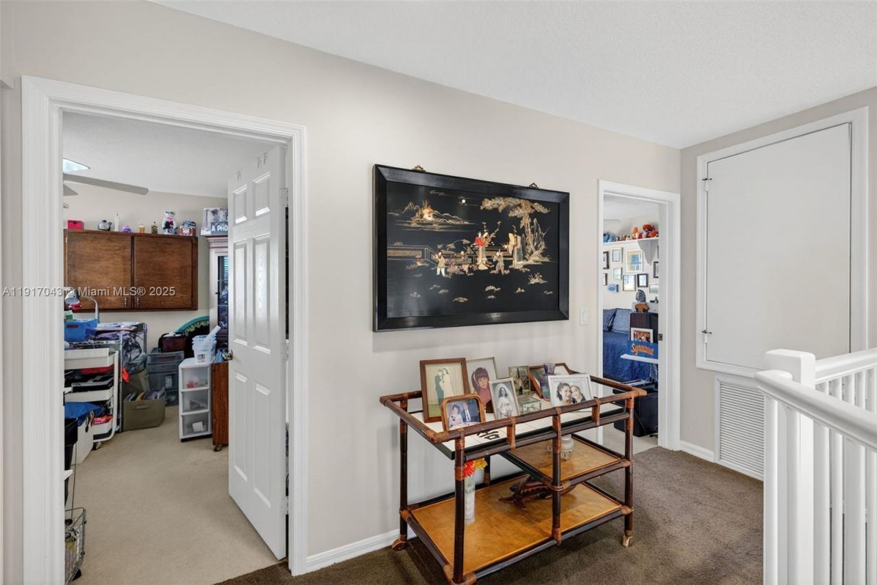 4123 W Lake Estates Dr, Davie, FL 33328 Photo