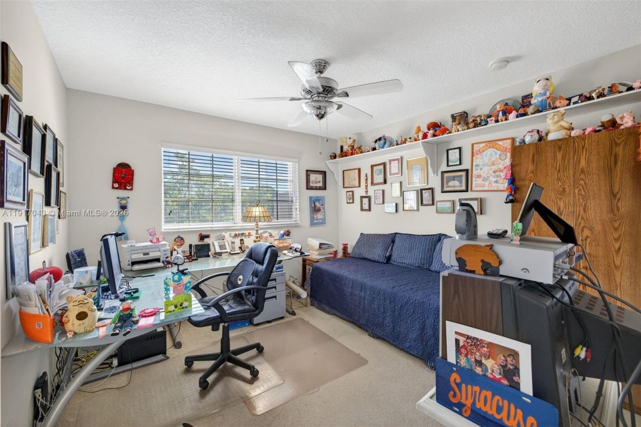 4123 W Lake Estates Dr, Davie, FL 33328 Photo