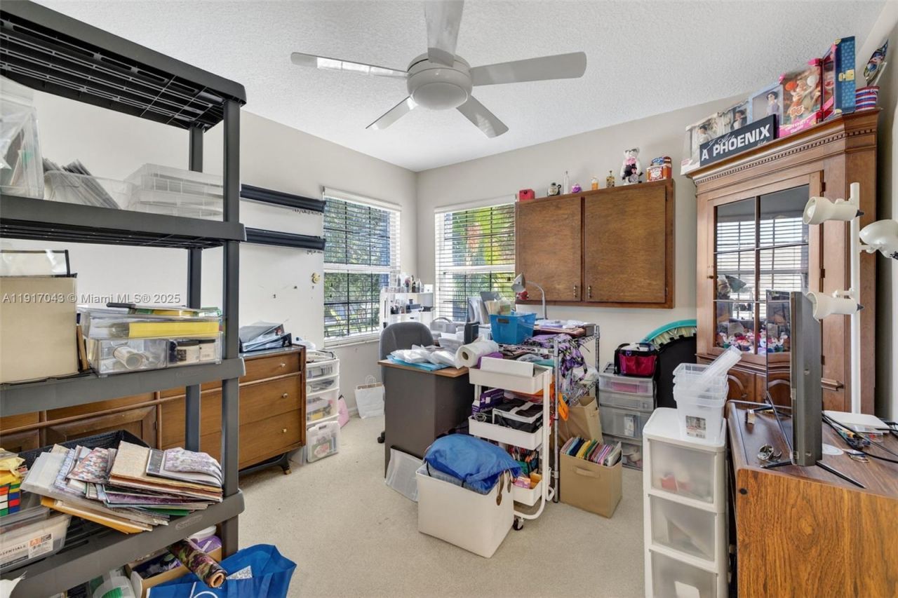 4123 W Lake Estates Dr, Davie, FL 33328 Photo