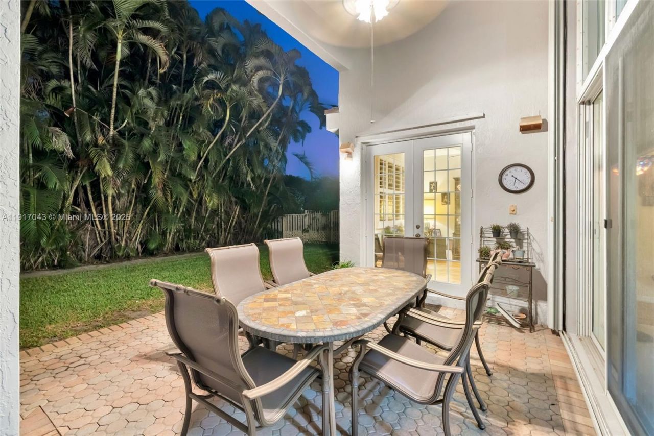 4123 W Lake Estates Dr, Davie, FL 33328 Photo