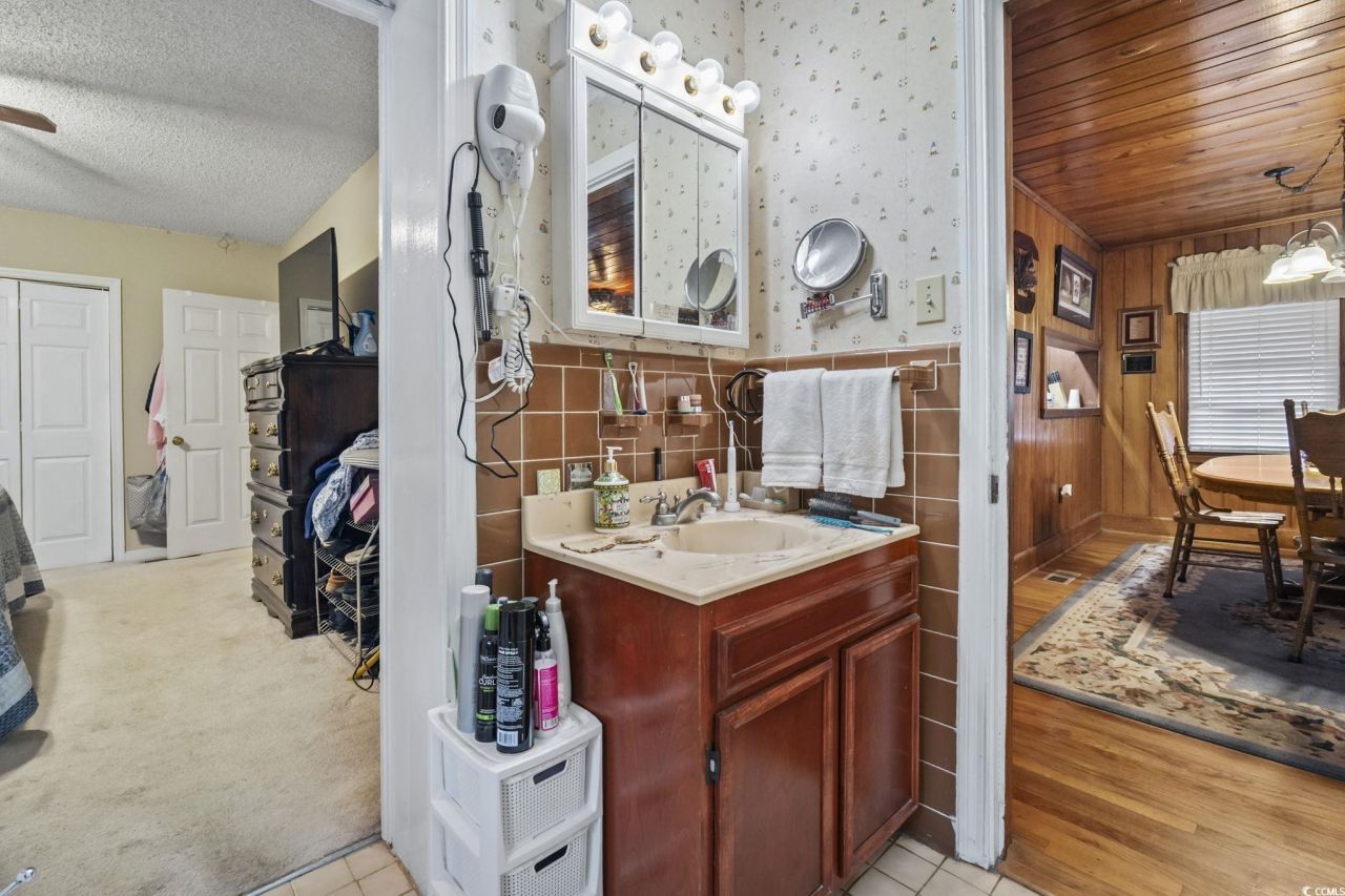 1817 South Island Rd. Photo 27