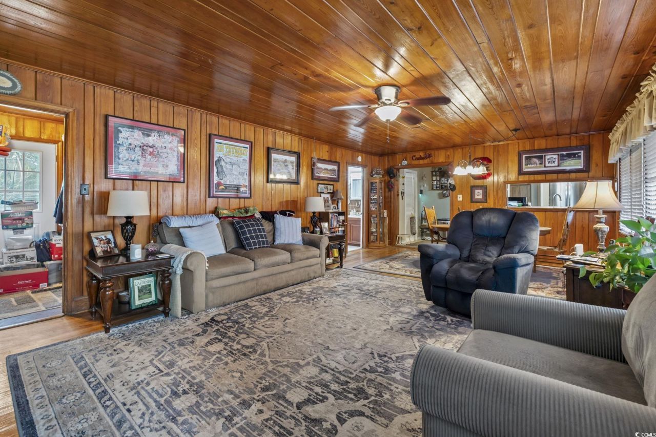 1817 South Island Rd. Photo 6