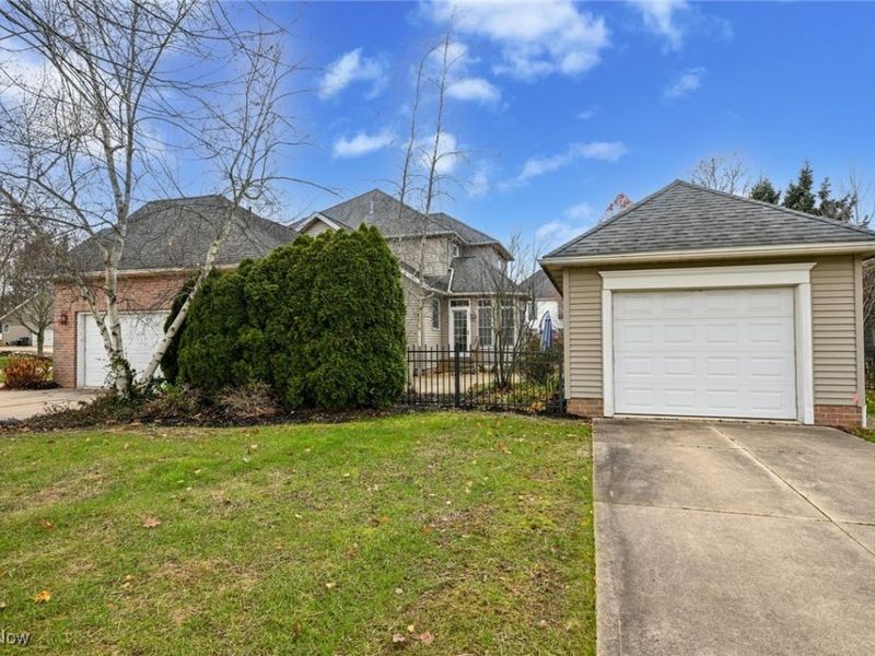 5957 Century Street NW, Canton, OH 44718 Photo 5