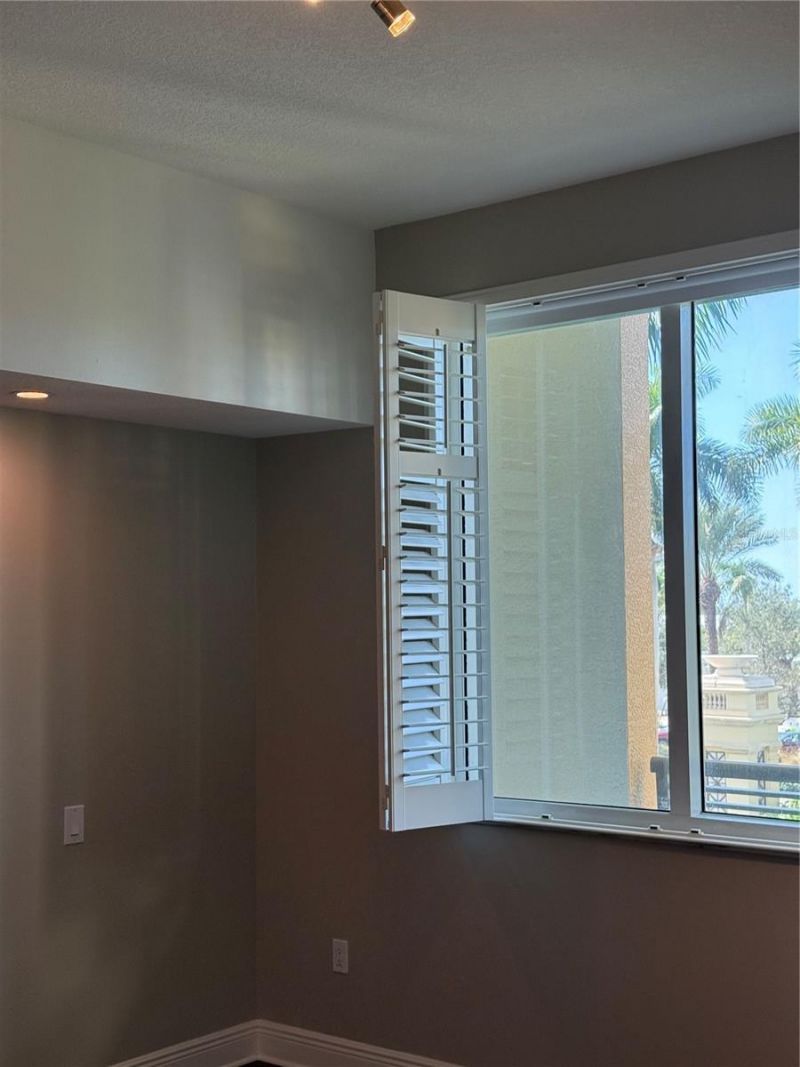 800 N Tamiami Trail, Unit 211, Sarasota, FL 34236 Photo