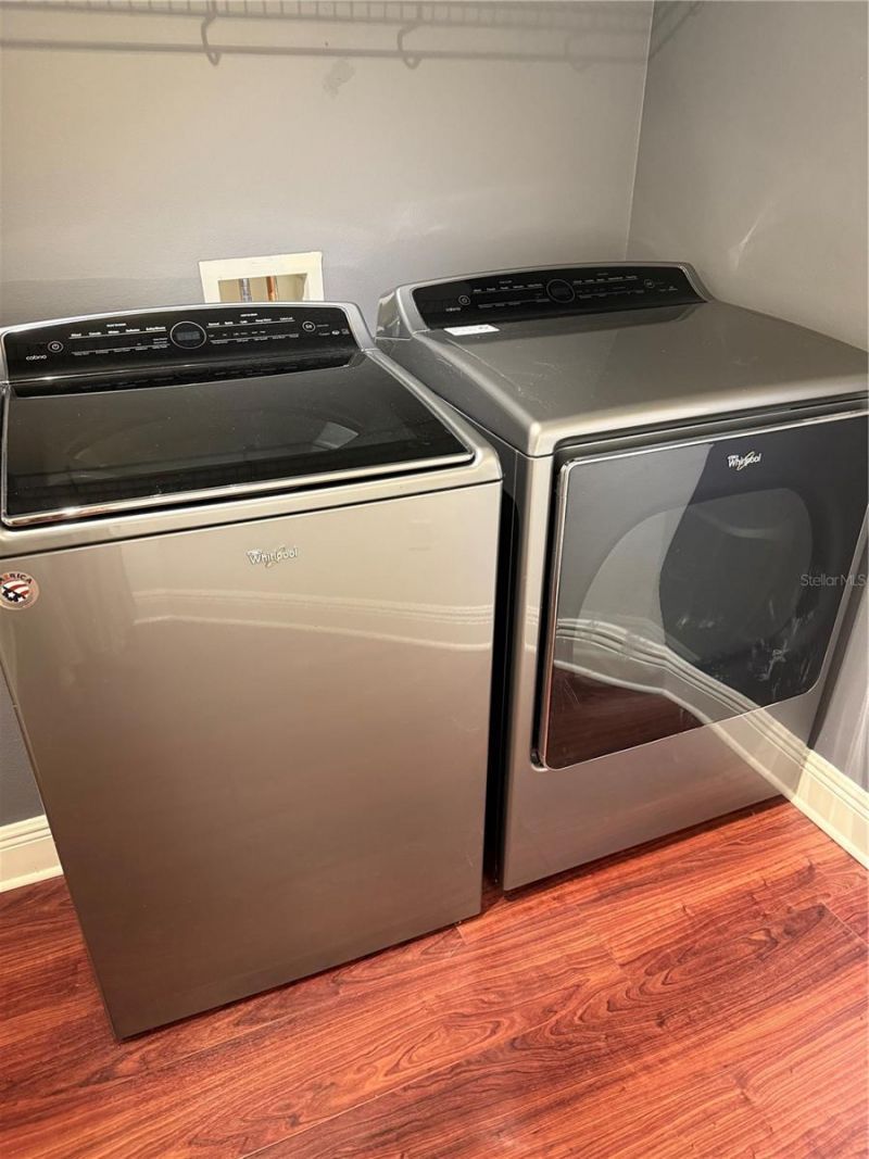 800 N Tamiami Trail, Unit 211, Sarasota, FL 34236 Photo