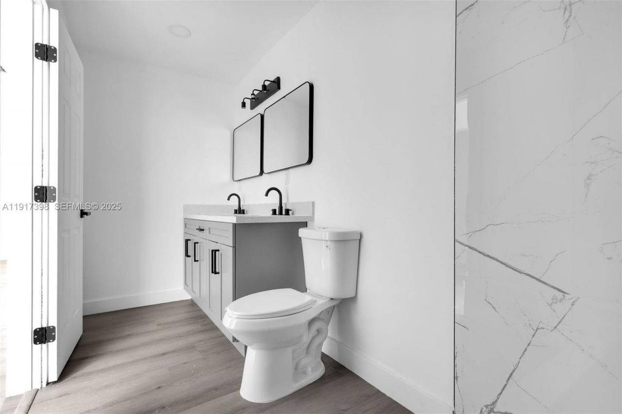 6211 NW 26th Ct, Sunrise, FL 33313 Photo