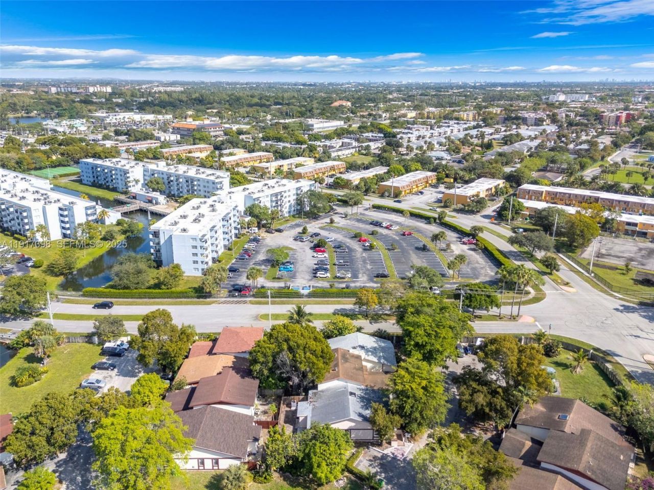 6211 NW 26th Ct, Sunrise, FL 33313 Photo