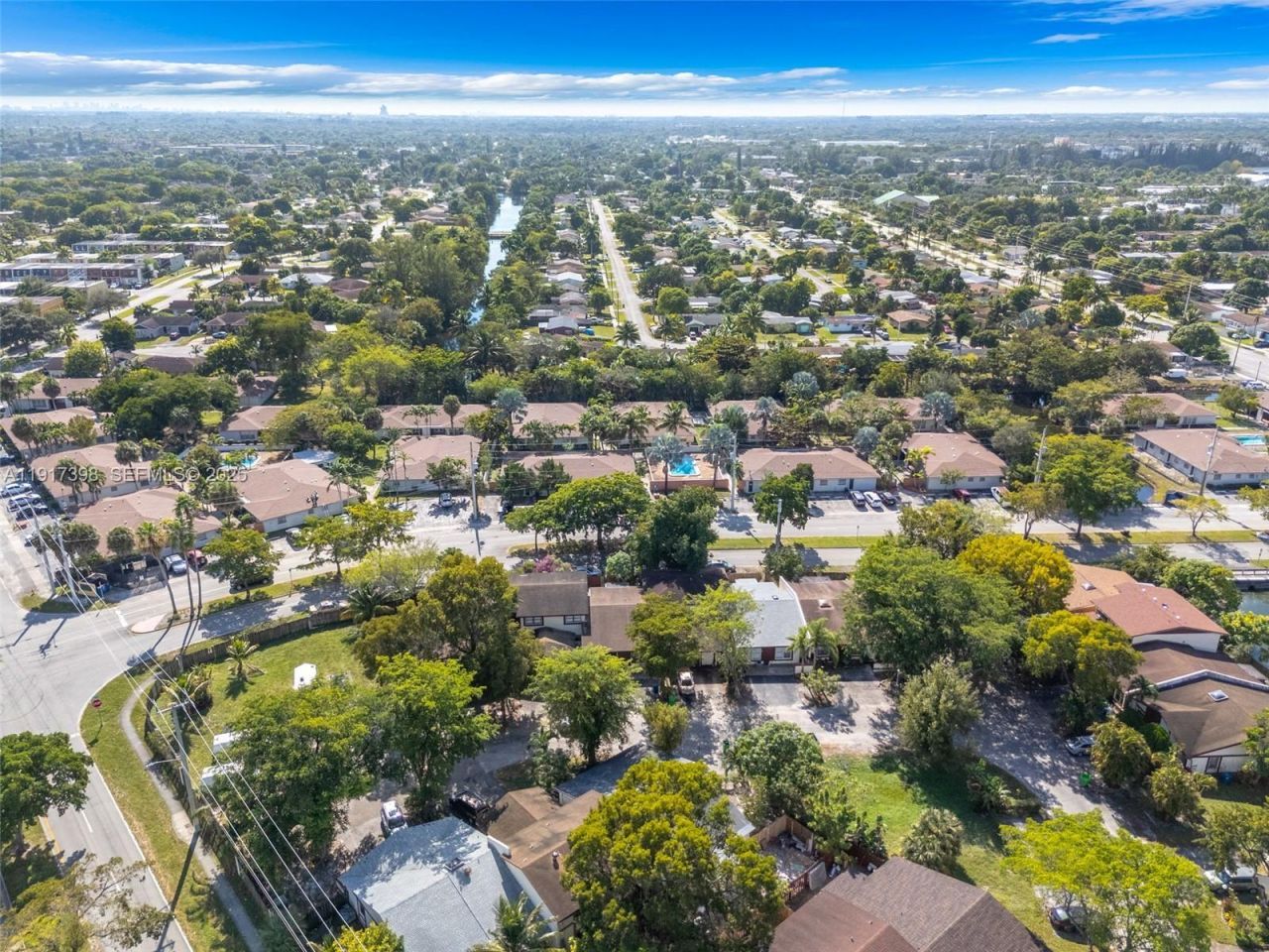 6211 NW 26th Ct, Sunrise, FL 33313 Photo