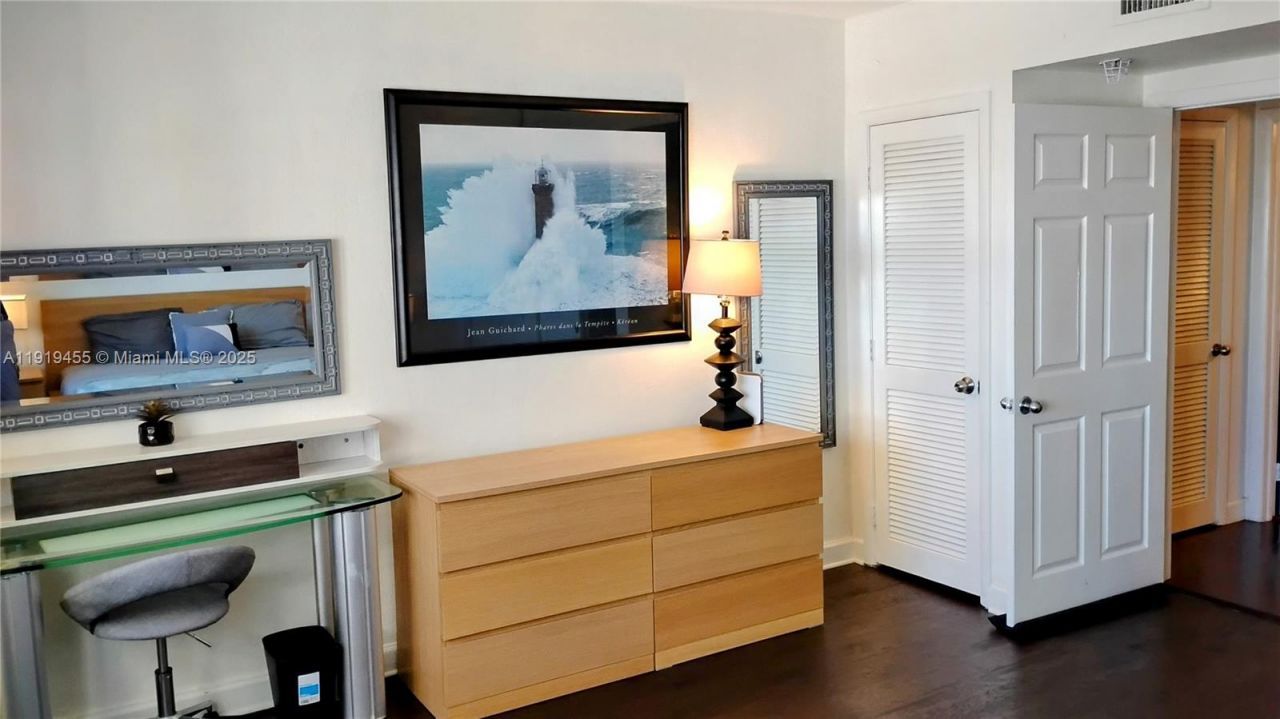 1500 Bay Rd, Unit 1002S, Miami Beach, FL 33139 Photo