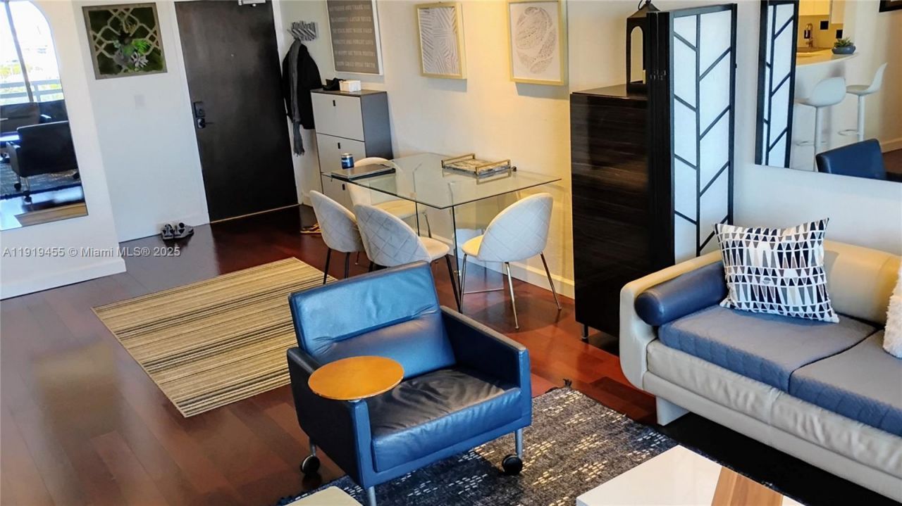 1500 Bay Rd, Unit 1002S, Miami Beach, FL 33139 Photo